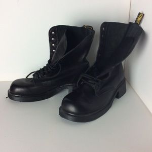 Dr. Martens Black 10-eyelet boots Made in ENGLAND